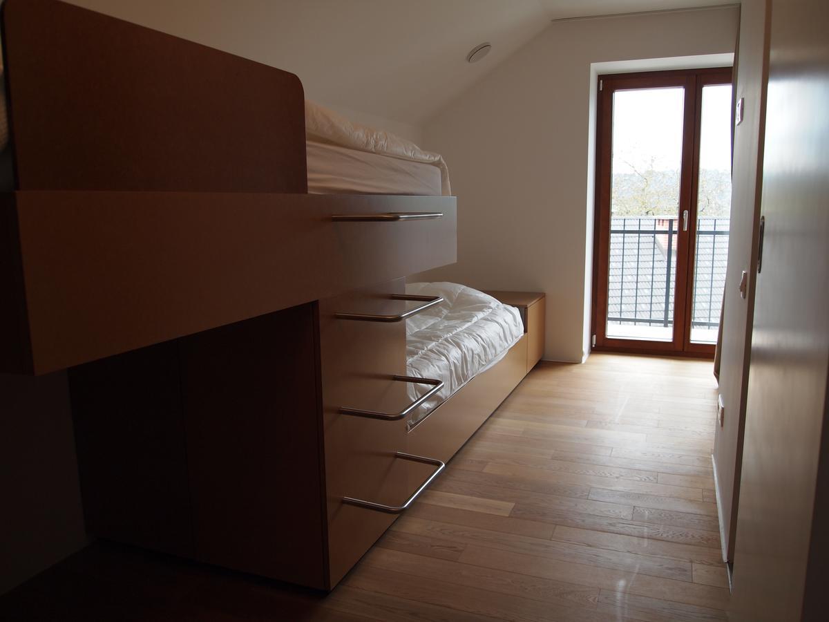 Bed & Breakfast Base Camp Križe Стая снимка