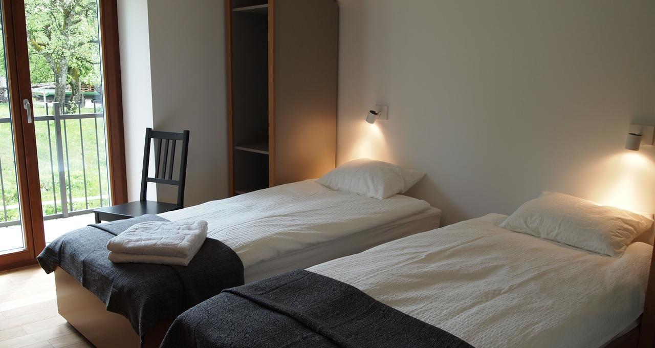 Bed & Breakfast Base Camp Križe Стая снимка