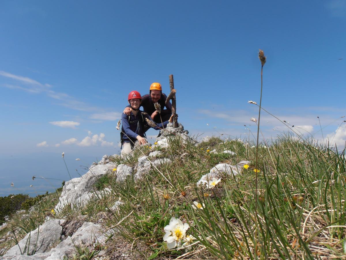 Bed & Breakfast Base Camp Križe Екстериор снимка